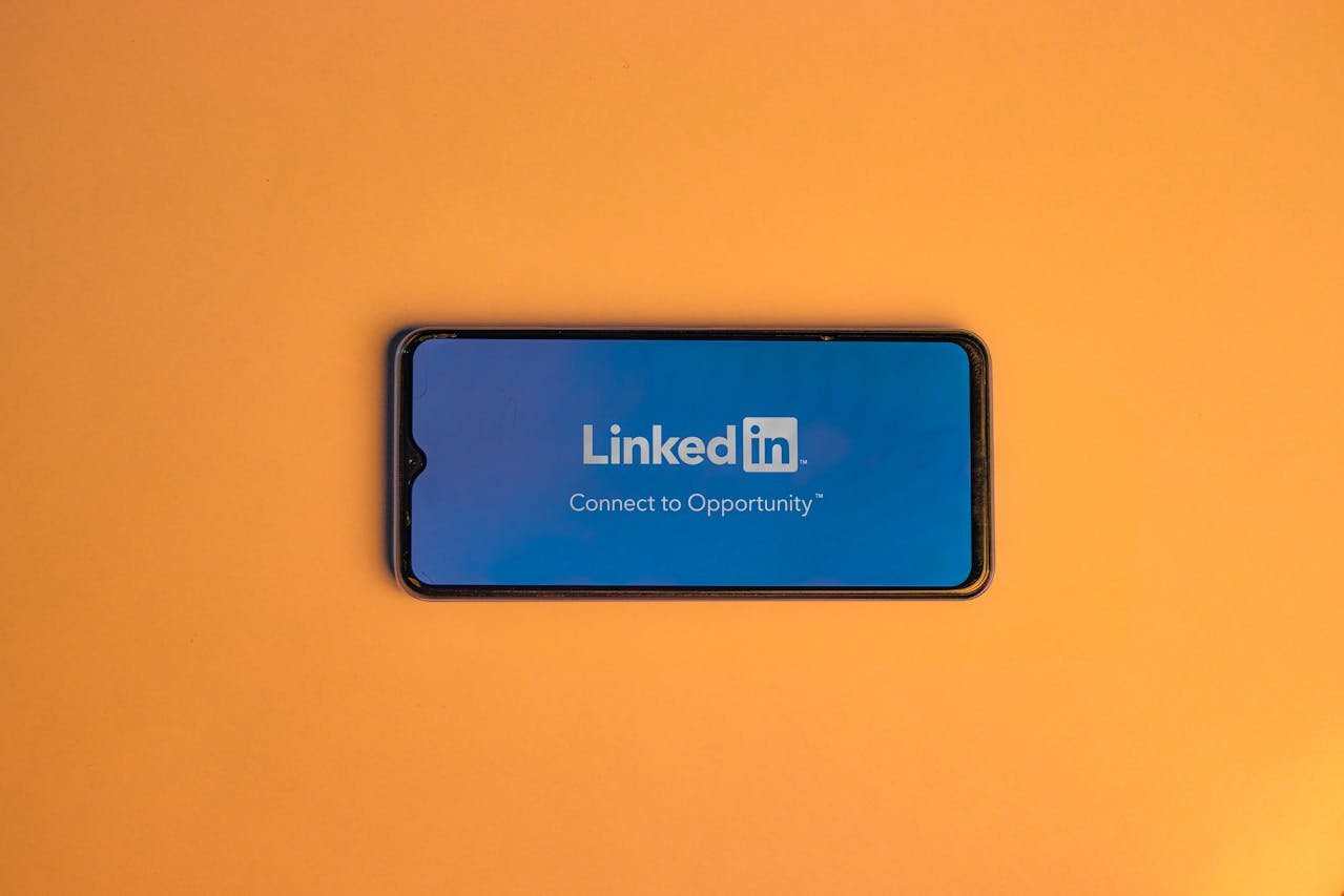 pexels theshantanukr 16564260 Can You Have too many Contacts in your LinkedIn Network?