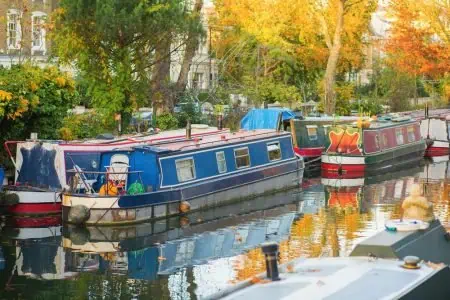 buying a houseboat