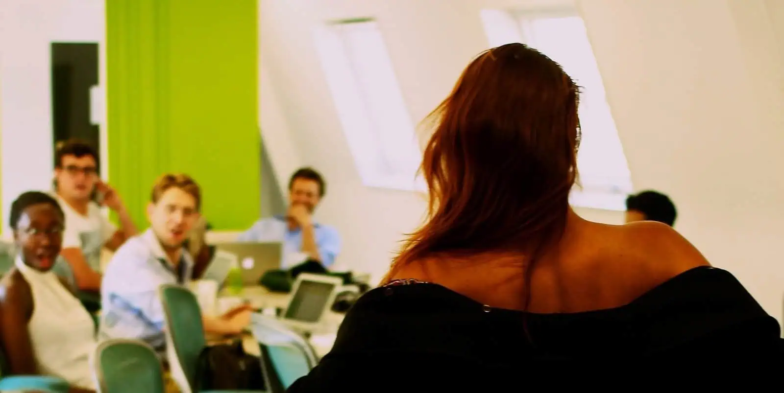 Paulina Sygulska stripping in front of staff