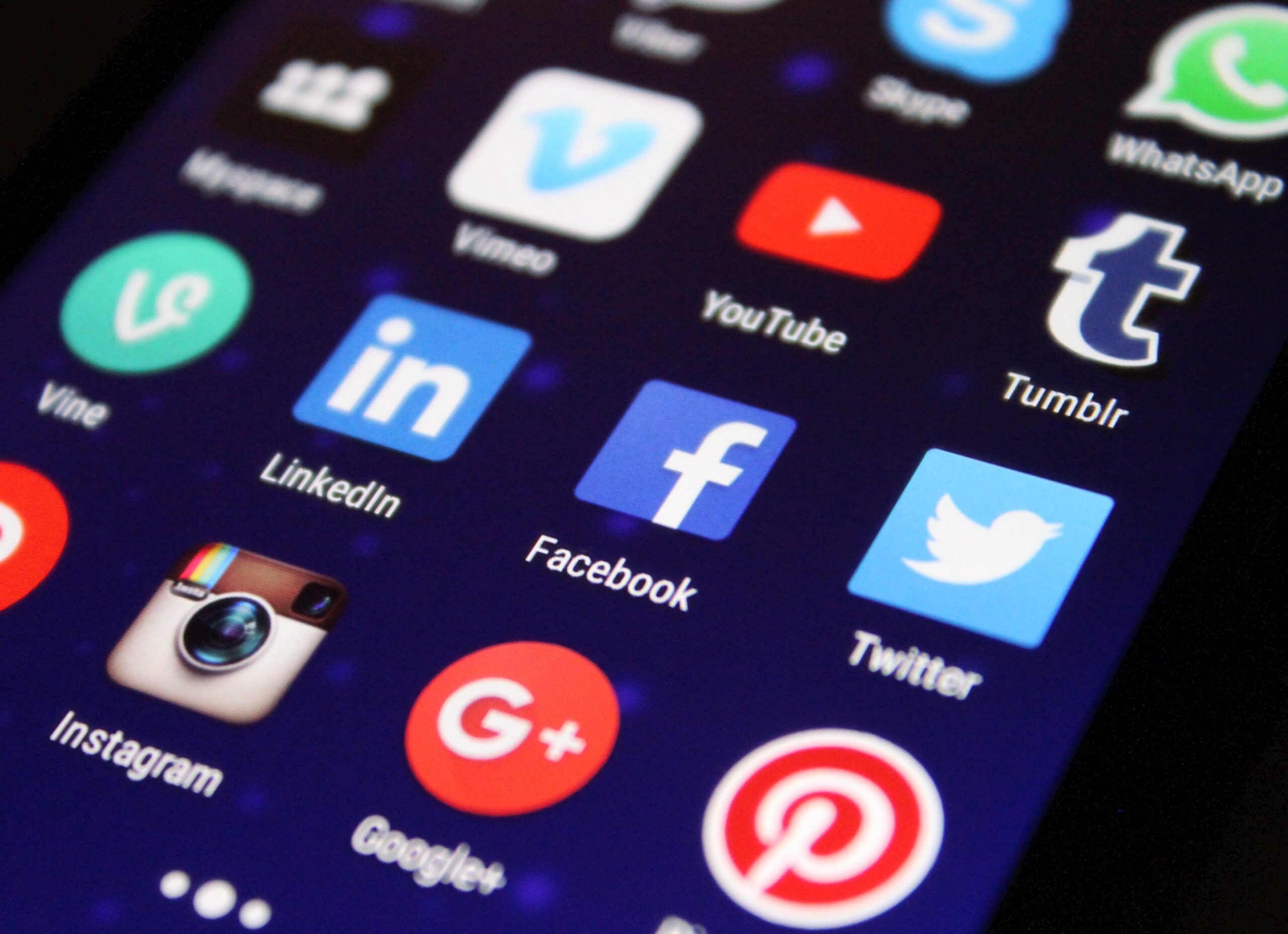 pexels pixabay 267350 scaled 5 Key Trends in Social Media for 2024