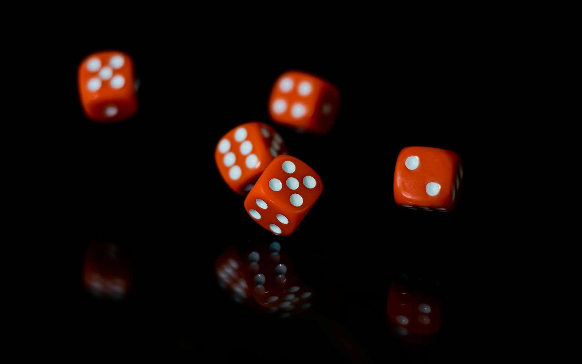 robert stump pQyTChJwEDI unsplash Roll the Crypto Dice Right: 6 Quick Secrets to Betting Victory