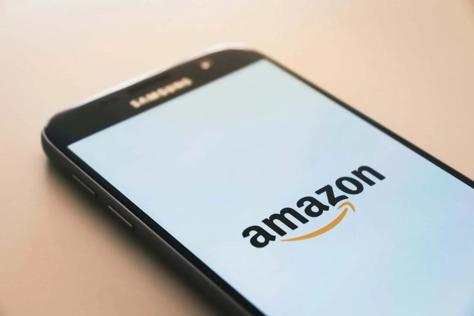 Amazon mobile app logo on smartphone screen.