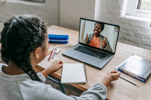 ONLINE TUTOR