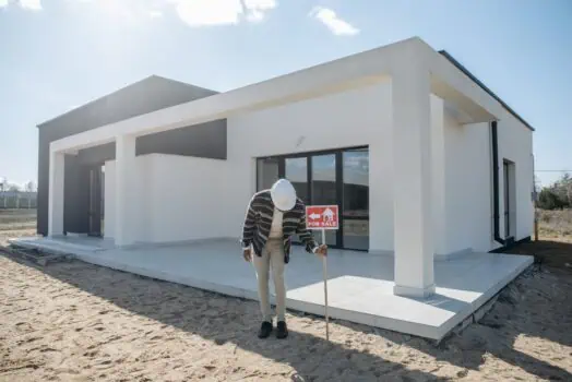 New build home inspection for modern, energy-efficient houses, highlighting the benefits of choosing a newly constructed property.