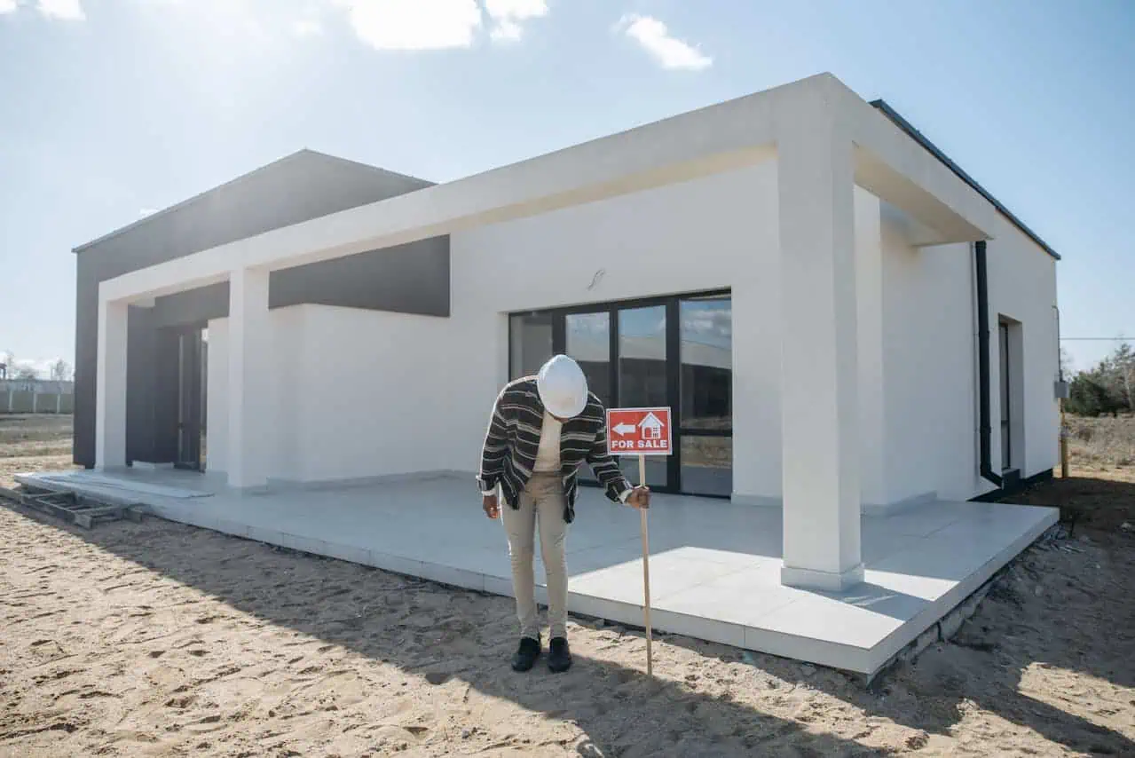 New build home inspection for modern, energy-efficient houses, highlighting the benefits of choosing a newly constructed property.