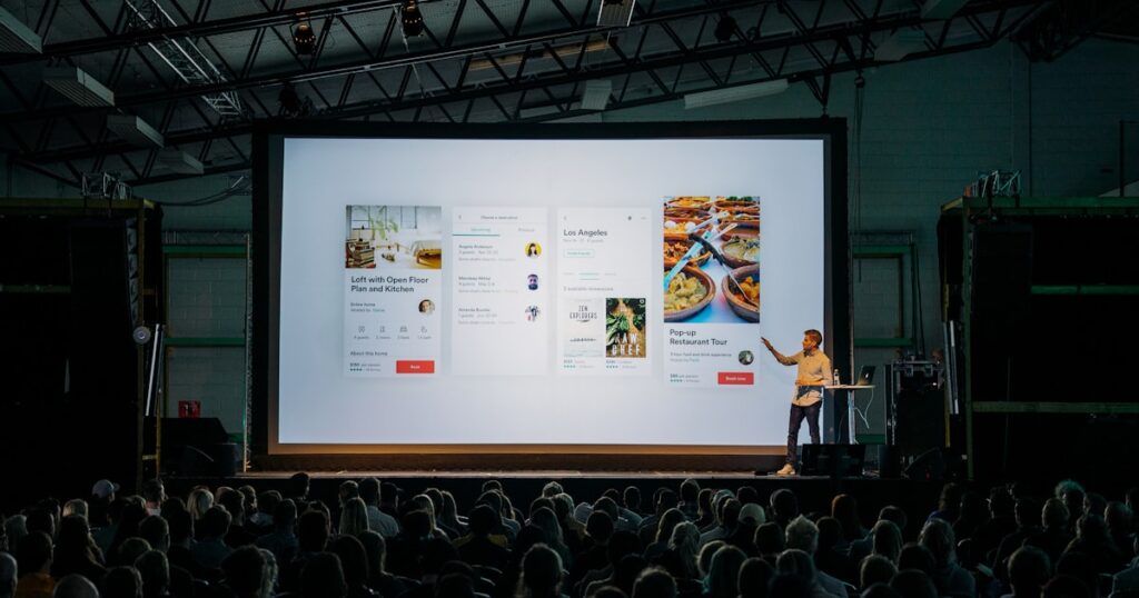 Karri Saarinen presenting at Nordic Design
